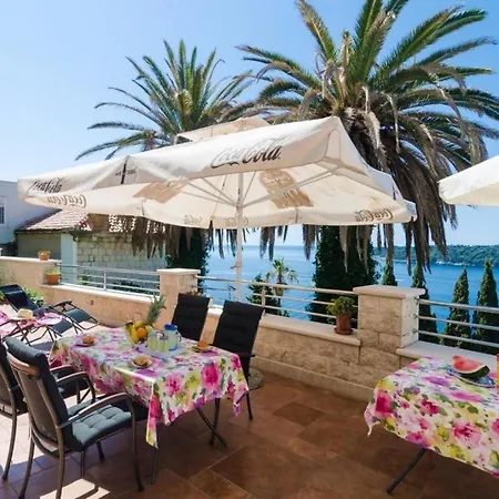 Daire Davor - Two Bedroom With Sea View And Terrace Dubrovnik