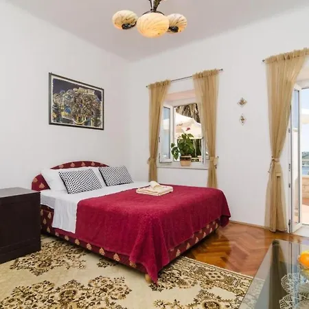 Davor - Two Bedroom With Sea View And Terrace Διαμέρισμα *