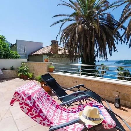 Davor - Two Bedroom With Sea View And Terrace *