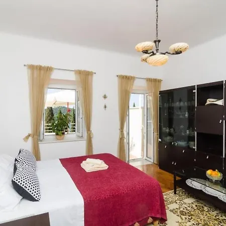 Davor - Two Bedroom With Sea View And Terrace Daire Dubrovnik